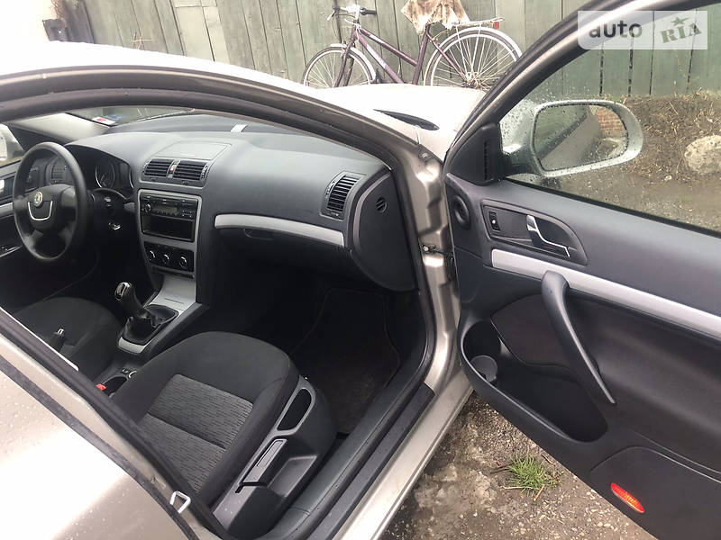 Універсал Skoda Octavia 2012 в Підгайцях