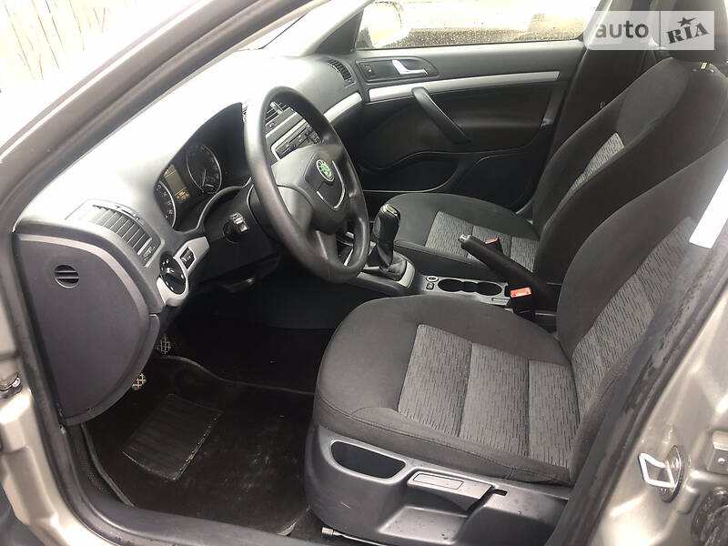 Універсал Skoda Octavia 2012 в Підгайцях