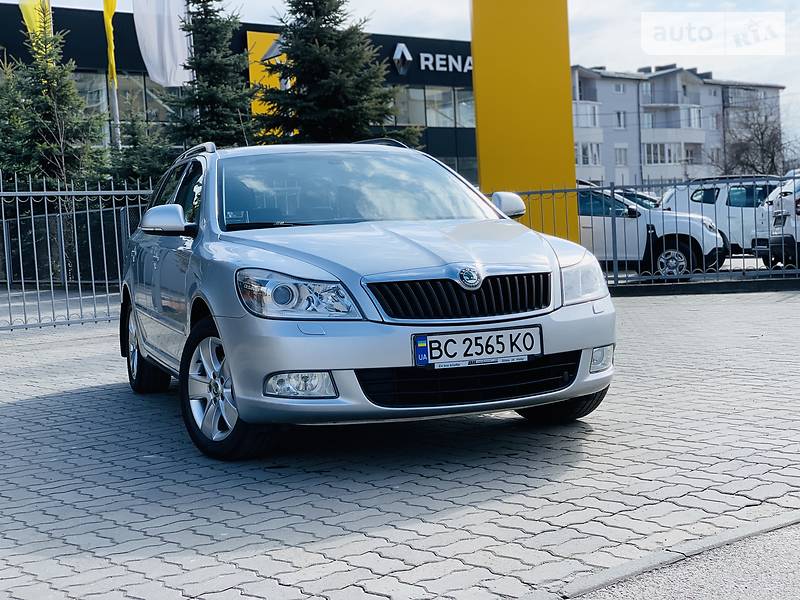 Універсал Skoda Octavia 2010 в 
