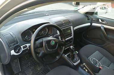 Універсал Skoda Octavia 2011 в 