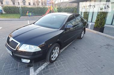 Хетчбек Skoda Octavia 2006 в 
