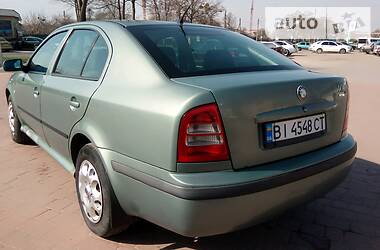 Хетчбек Skoda Octavia 2001 в 