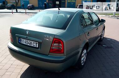 Хетчбек Skoda Octavia 2001 в 