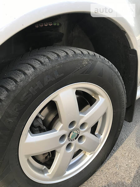 Універсал Skoda Octavia 2006 в Кропивницькому