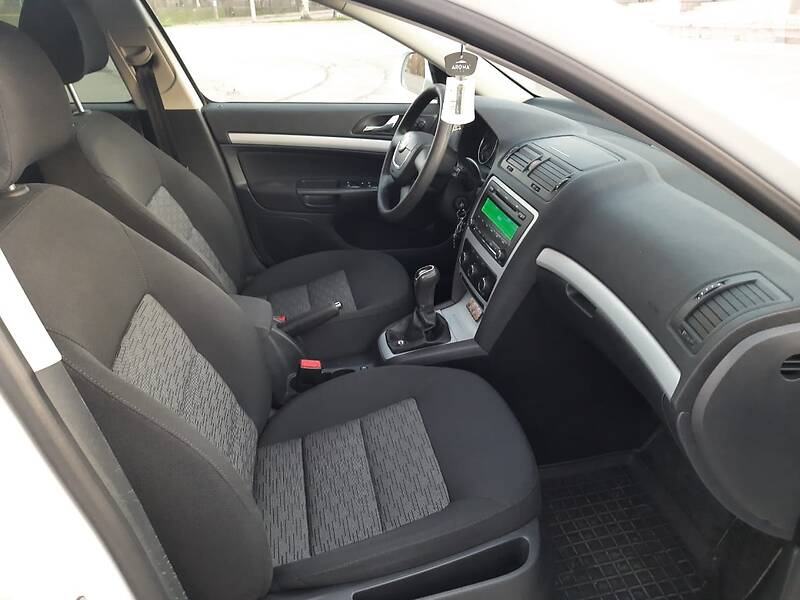 Лифтбек Skoda Octavia 2011 в Запорожье