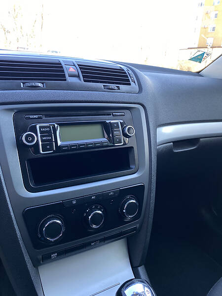 Универсал Skoda Octavia 2010 в Черновцах фото 5 Универсал Skoda Octavia 2010 в Черновцах