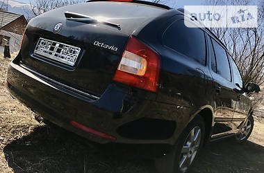 Універсал Skoda Octavia 2012 в 
