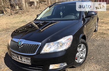 Універсал Skoda Octavia 2012 в 