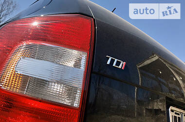 Універсал Skoda Octavia 2012 в 