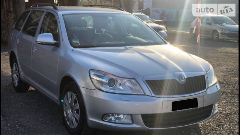 Универсал Skoda Octavia 2012 в Ужгороде