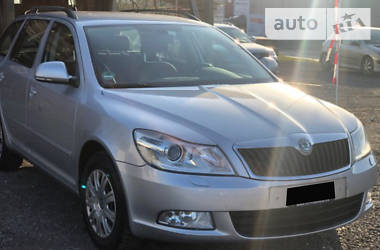 Універсал Skoda Octavia 2012 в 