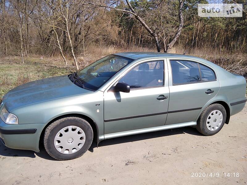 Хетчбек Skoda Octavia 2002 в Луцьку