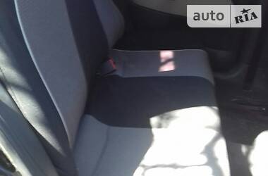 Хэтчбек Skoda Octavia 2002 в  фото 11 Хэтчбек Skoda Octavia 2002 в