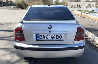 Ліфтбек Skoda Octavia 2001 в 