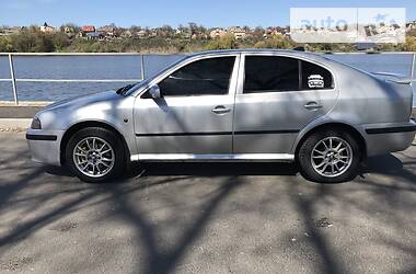Ліфтбек Skoda Octavia 2001 в 