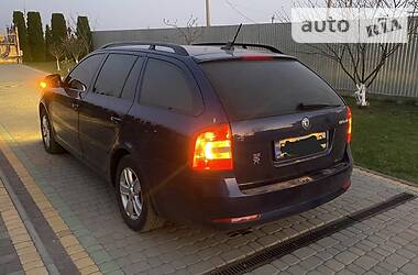 Універсал Skoda Octavia 2011 в 
