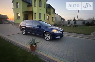 Універсал Skoda Octavia 2011 в 