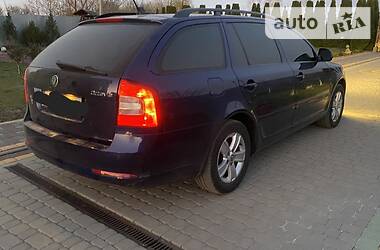 Універсал Skoda Octavia 2011 в 