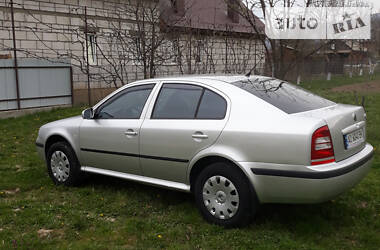 Седан Skoda Octavia 2006 в 
