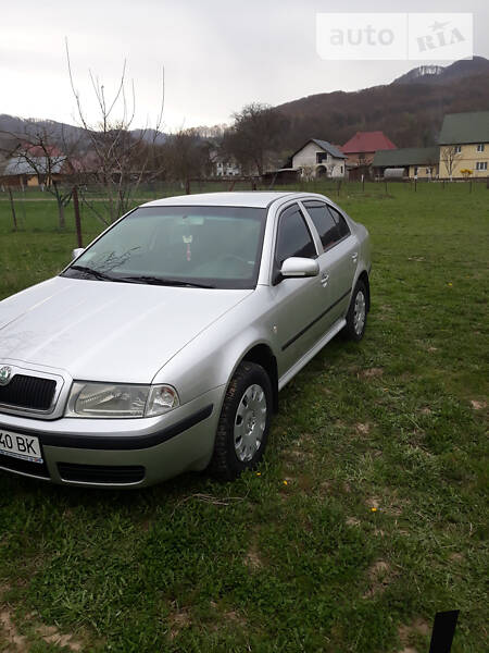 Седан Skoda Octavia 2006 в 