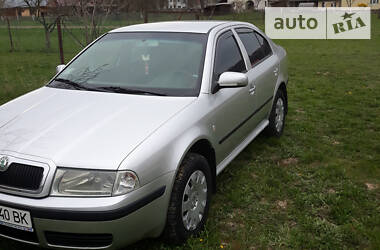 Седан Skoda Octavia 2006 в 
