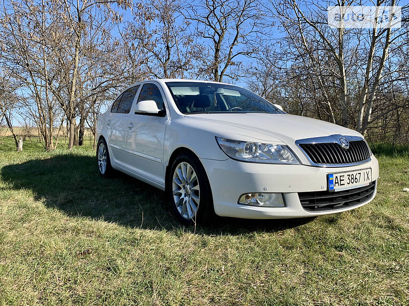 Седан Skoda Octavia 2012 в Кривому Розі