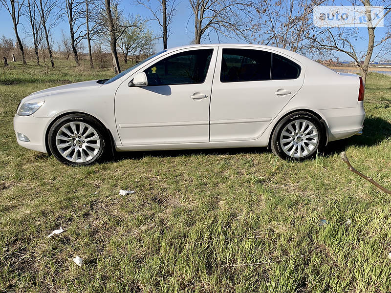 Седан Skoda Octavia 2012 в Кривому Розі