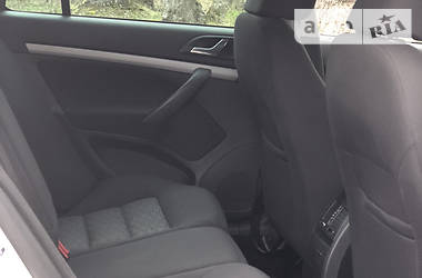 Универсал Skoda Octavia 2012 в 