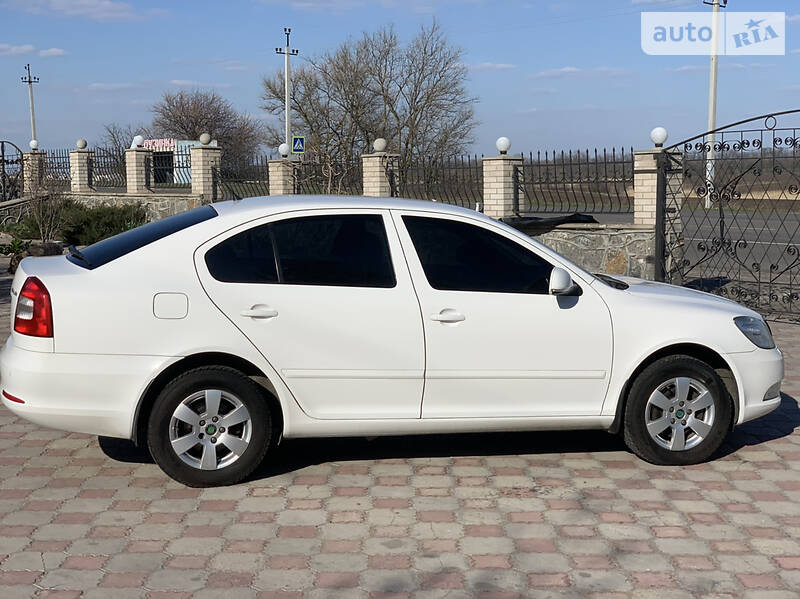 Хетчбек Skoda Octavia 2011 в Южноукраїнську фото 6 Хетчбек Skoda Octavia 2011 в Южноукраїнську