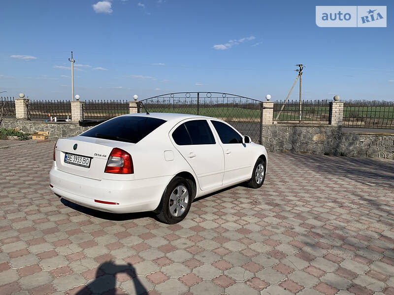 Хетчбек Skoda Octavia 2011 в Южноукраїнську фото 13 Хетчбек Skoda Octavia 2011 в Южноукраїнську