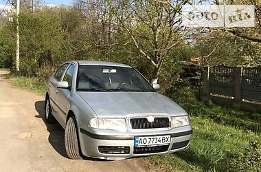Ліфтбек Skoda Octavia 2003 в 