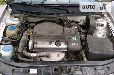 Хетчбек Skoda Octavia 2000 в 