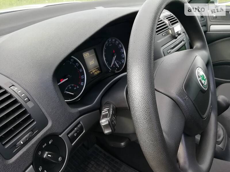 Універсал Skoda Octavia 2011 в Лубнах