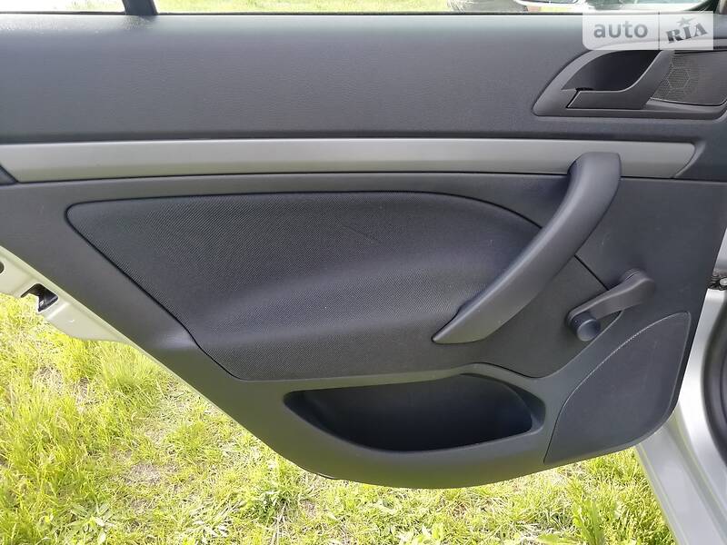 Універсал Skoda Octavia 2011 в Лубнах