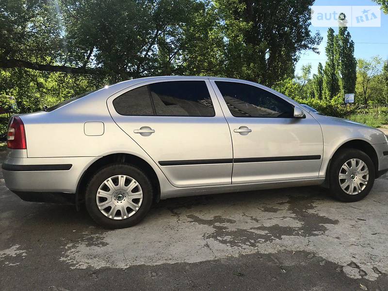 Седан Skoda Octavia 2006 в Києві