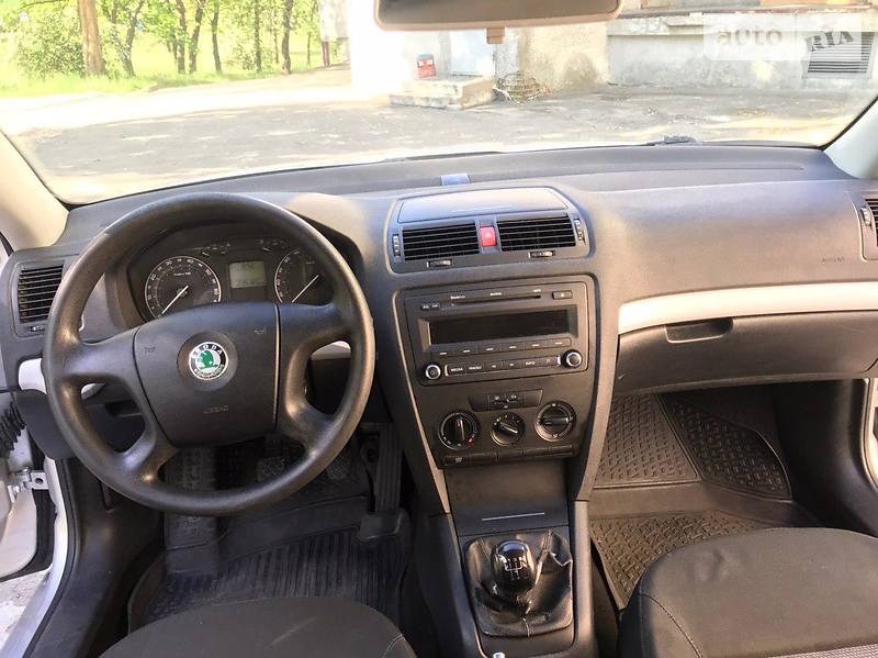 Седан Skoda Octavia 2006 в Києві