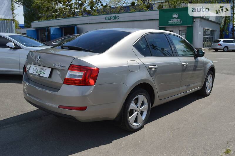 Лифтбек Skoda Octavia 2015 в Киеве