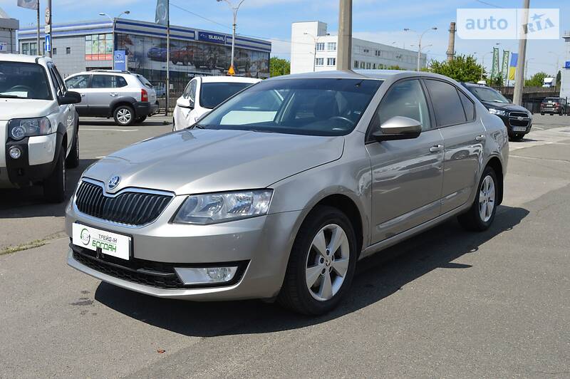 Лифтбек Skoda Octavia 2015 в Киеве