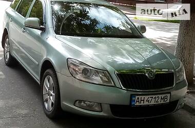 Универсал Skoda Octavia 2010 в 