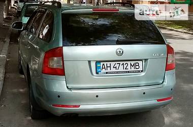 Универсал Skoda Octavia 2010 в 