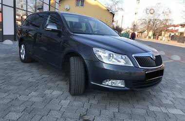 Универсал Skoda Octavia 2012 в Стрые