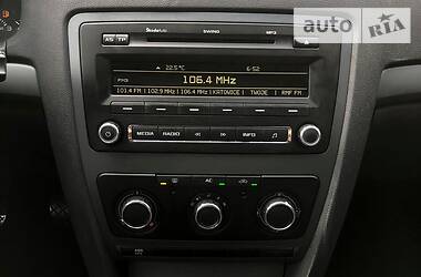 Седан Skoda Octavia 2012 в 