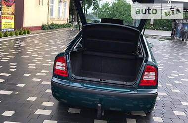 Седан Skoda Octavia 2005 в Бучаче