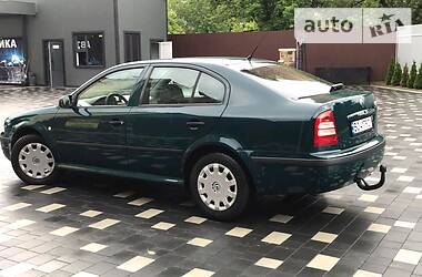 Седан Skoda Octavia 2005 в Бучаче