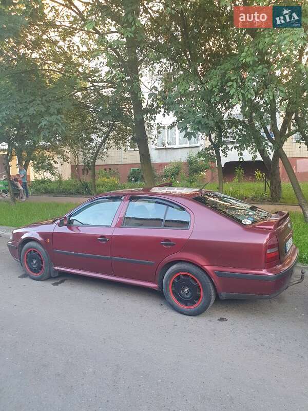 Лифтбек Skoda Octavia 1999 в Львове фото 2 Лифтбек Skoda Octavia 1999 в Львове