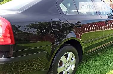 Седан Skoda Octavia 2008 в 