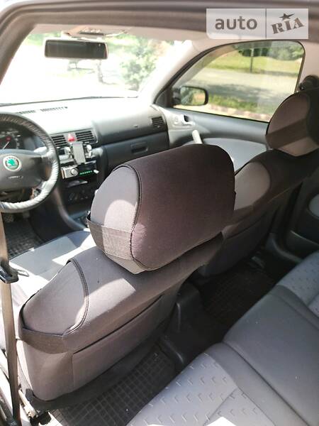Седан Skoda Octavia 2008 в Миргороді