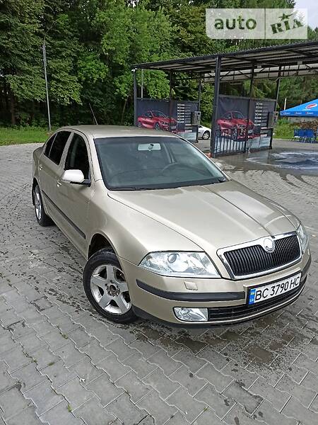 Хетчбек Skoda Octavia 2005 в Дрогобичі