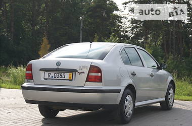 Хэтчбек Skoda Octavia 2000 в Бучаче