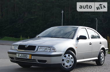 Хэтчбек Skoda Octavia 2000 в Бучаче